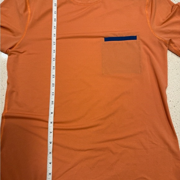 LULULEMON Men Small Metal Vent Tech Shirt Orange w blue - Picture 7 of 7